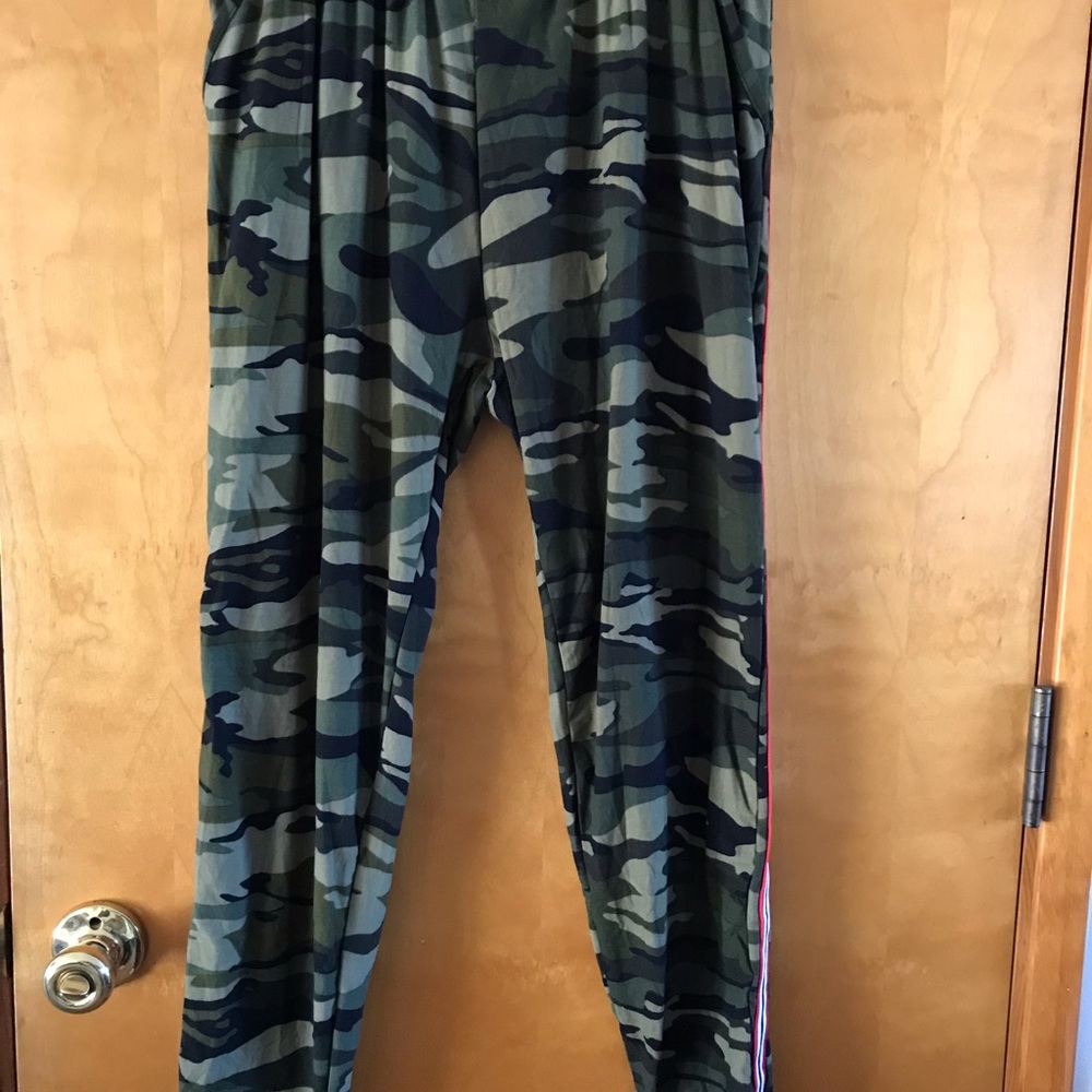 Camouflage Jogger Pants NWOT